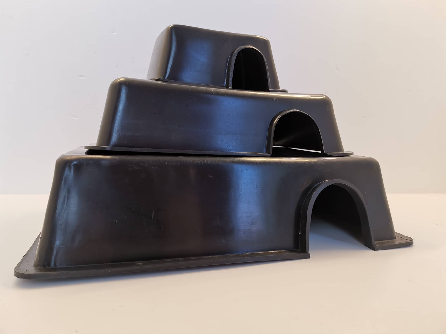 Plastový úkryt pro plazy S malý